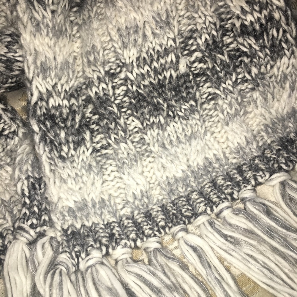 Scarf by Dillard’s ~ Shades of Gray